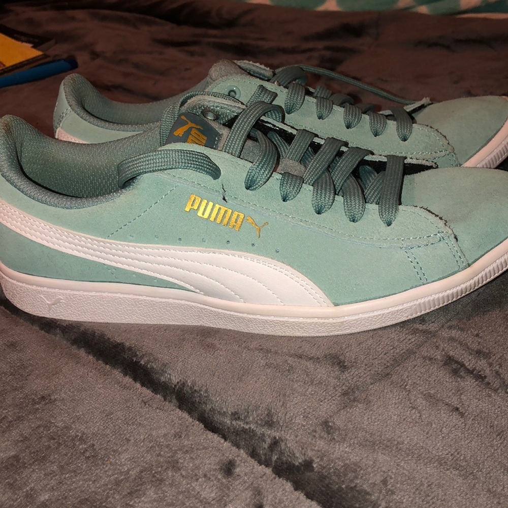 PUMA SNEAKERS